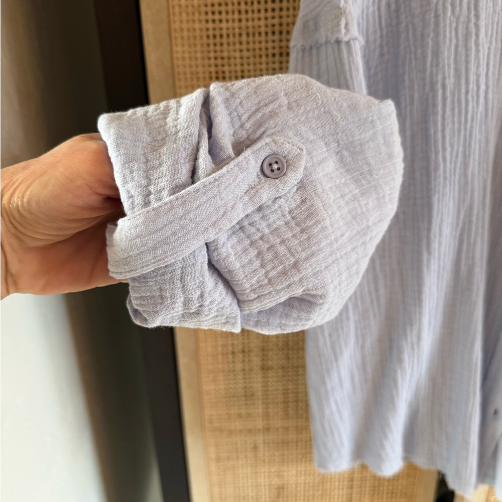 2-piece Set Light Blue Button-Down Cotton Gauze Shirt and Shorts - Picture 4 of 16